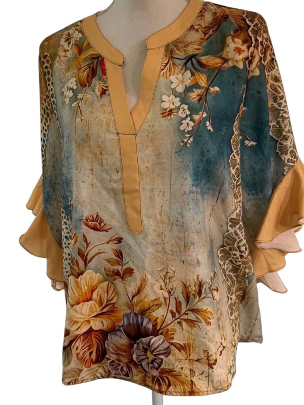 Shall We bohemian-style floral print blouse NWT